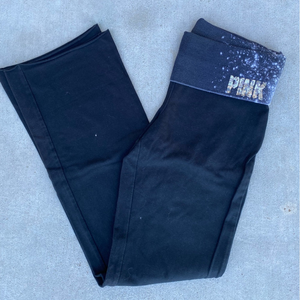 Victoria's Secret Pink Foldover Yoga Flare Leggings with Black and White Design